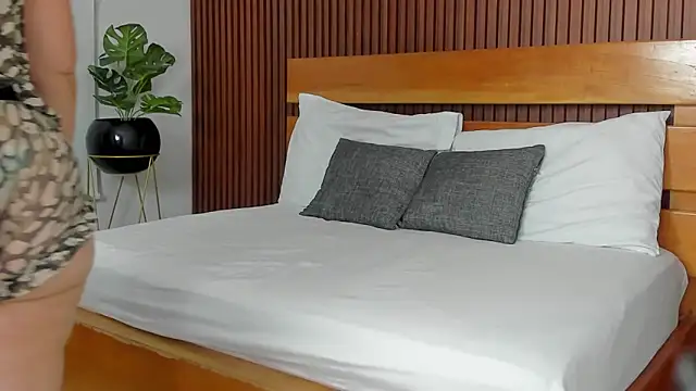 anastasia cortez  online show from 11-11-25, 02:28