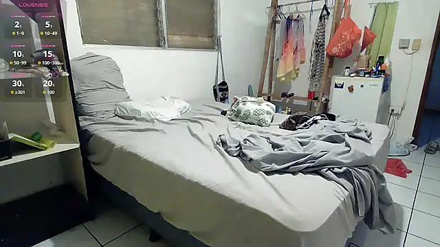 eleganceafterdark online show from 12-17-25, 11:54