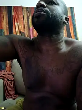 Snapshot of EggplantMonster4 chatting on 01-09-26, 06:53 EggplantMonster4 online show from 01-09-26, 06:53