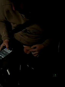 davi73d online show from 11-04-25, 05:06