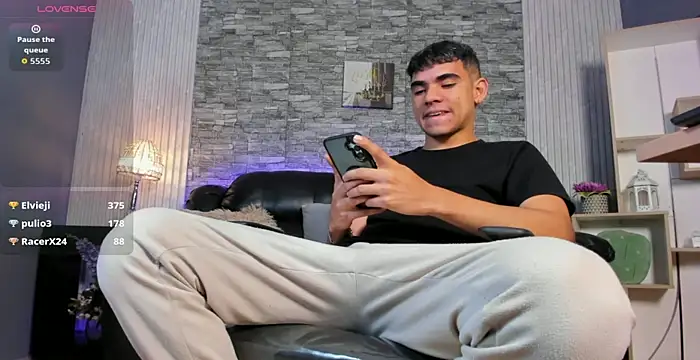 zack joness18 online show from 04-14-26, 04:28