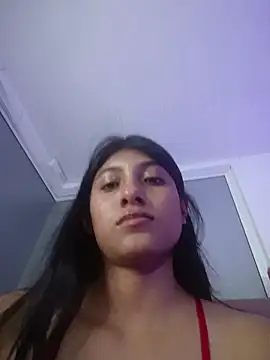 Snapshot of YeseniaRodriguez3 chatting on 05-25-26, 02:11 YeseniaRodriguez3 online show from 05-25-26, 02:11