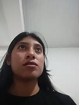 Snapshot of YeseniaRodriguez3 chatting on 05-26-26, 12:36 YeseniaRodriguez3 online show from 05-26-26, 12:36