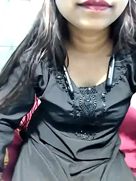 Snapshot of cute_mahi07 chatting on 10-26-25, 05:02 cute mahi07 online show from 10-26-25, 05:02