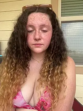 Snapshot of sugasunny04 chatting on 02-20-26, 07:27 sugasunny04 online show from 02-20-26, 07:27