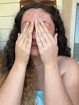 Snapshot of sugasunny04 chatting on 02-27-26, 06:08 sugasunny04 online show from 02-27-26, 06:08