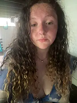 Snapshot of sugasunny04 chatting on 07-12-26, 10:10 sugasunny04 online show from 07-12-26, 10:10