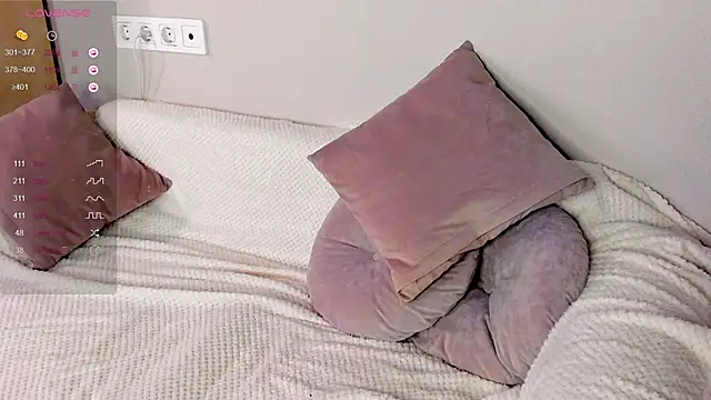 Alice Presly online show from 11-14-25, 02:48