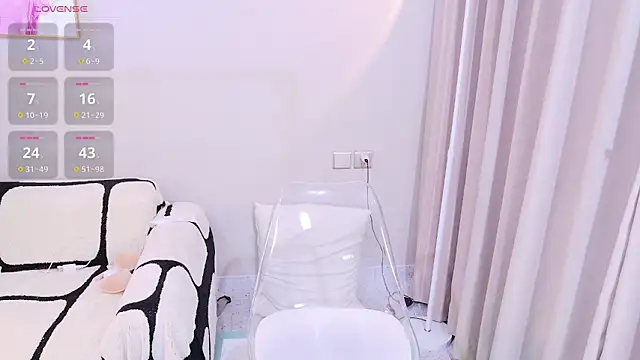 xiaoxi---n online show from 12-20-25, 10:29