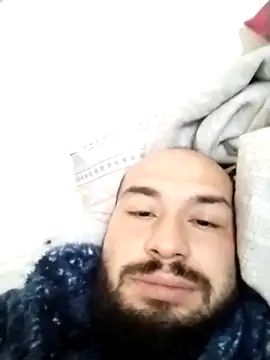 Snapshot of Cosmin1761 chatting on 10-25-25, 10:03 Cosmin1761 online show from 10-25-25, 10:03