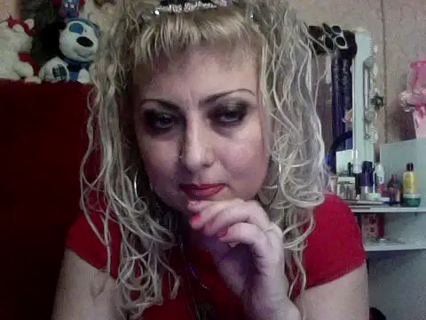 xHot Amazonq online show from 10-29-25, 05:01