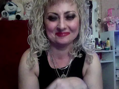 xHot Amazonq online show from 11-03-25, 10:02