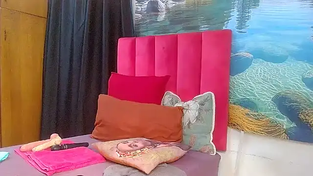 Lisa-001 online show from 02-18-26, 08:33