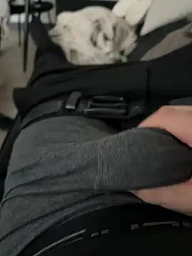 Snapshot of hasanka62 chatting on 02-25-26, 03:12 hasanka62 online show from 02-25-26, 03:12