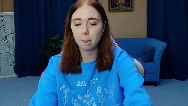 AddieOsler online show from 04-05-26, 07:42