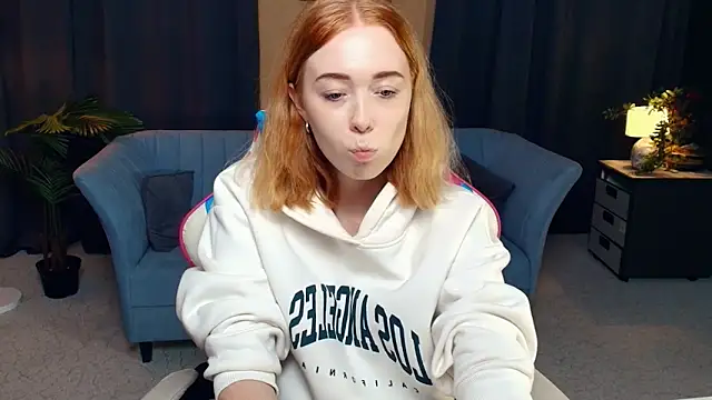 AddieOsler online show from 11-16-25, 08:35