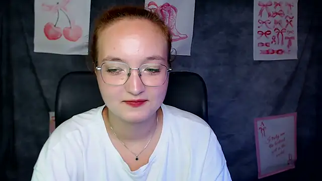 Snapshot of MissAriaa chatting on 08-03-26, 12:22 MissAriaa online show from 08-03-26, 12:22