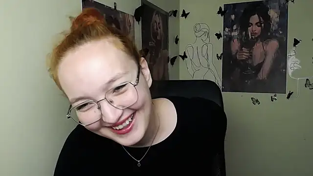 Snapshot of MissAriaa chatting on 05-28-26, 06:10 MissAriaa online show from 05-28-26, 06:10