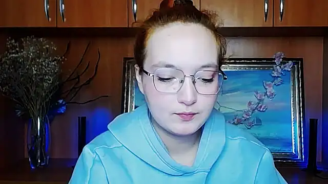 MissAriaa online show from 04-14-26, 06:18