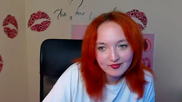 Snapshot of MissAriaa chatting on 05-08-26, 11:36 MissAriaa online show from 05-08-26, 11:36