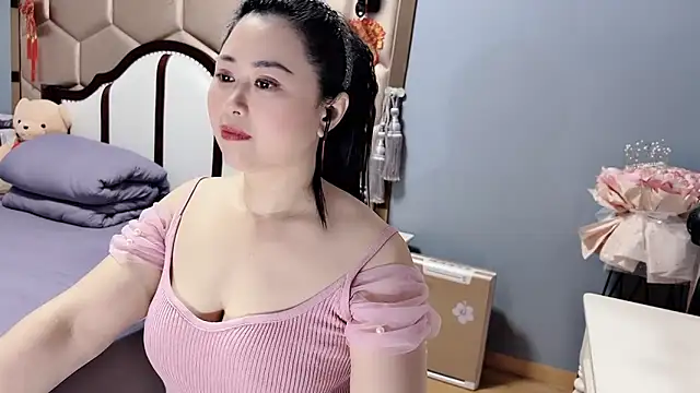 yaoyao22678 online show from 04-22-26, 02:51