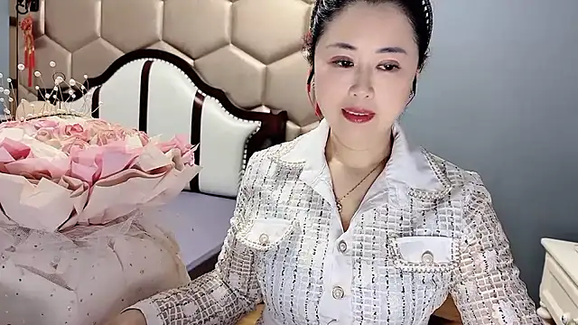 yaoyao22678 online show from 04-16-26, 02:34