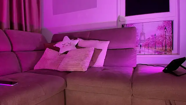 SugarSkye online show from 12-20-25, 06:33