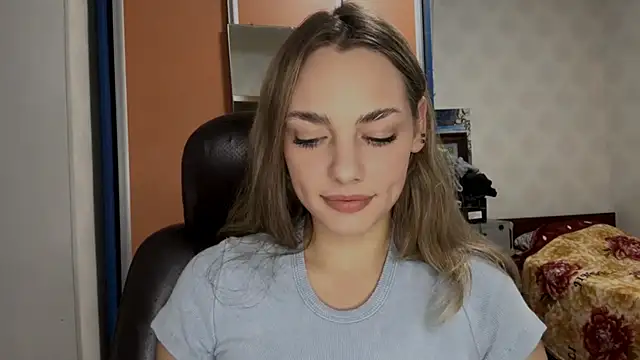 IlanaLafferty online show from 11-26-25, 07:36