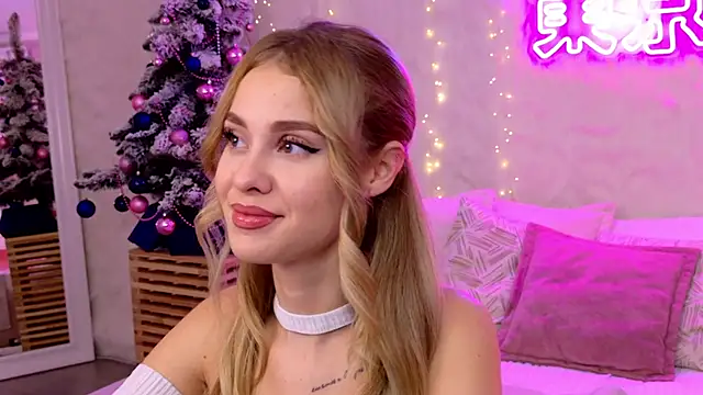 Rose Masson online show from 11-28-25, 05:18