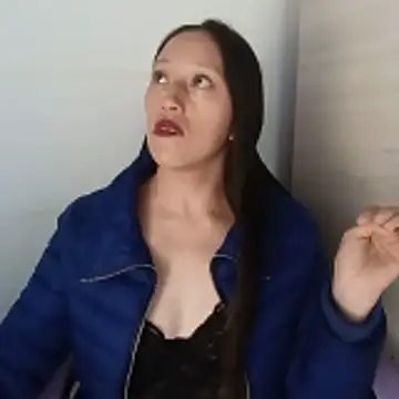 Snapshot of Sunshine_e chatting on 12-01-25, 07:59 Sunshine e online show from 12-01-25, 07:59