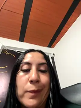 Dannybeplove online show from 11-23-25, 01:10