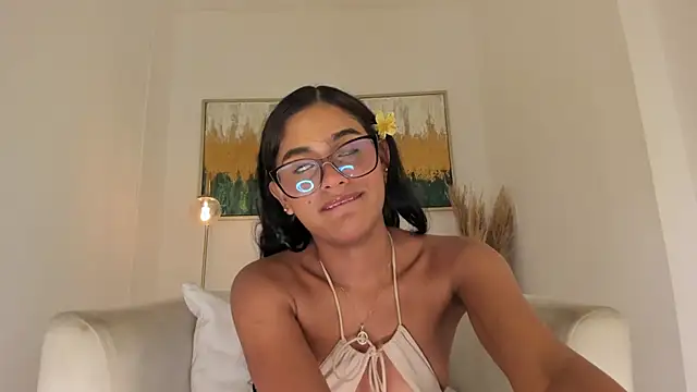 lizzakennedy online show from 07-25-26, 04:35