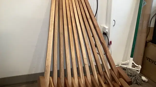 Snapshot of 10ThickInches chatting on 10-30-25, 03:42 10ThickInches online show from 10-30-25, 03:42