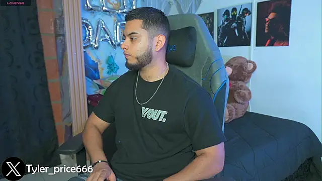 Tiler wolker online show from 01-14-26, 03:10