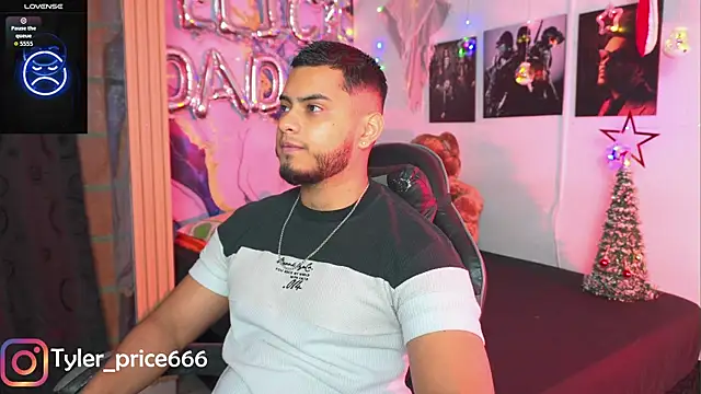 Tiler wolker online show from 12-19-25, 06:27