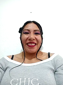 Esmeralda 546 online show from 12-20-25, 07:50