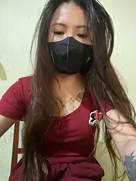 Snapshot of hoahonggai-10 chatting on 10-28-25, 02:12 hoahonggai-10 online show from 10-28-25, 02:12