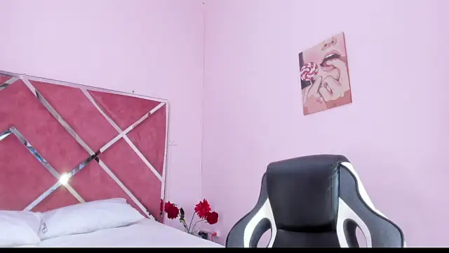 SoriEaston online show from 02-11-26, 12:49