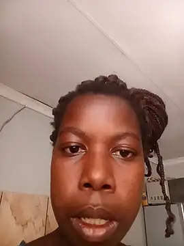 Snapshot of bubly34688 chatting on 10-26-25, 10:37 bubly34688 online show from 10-26-25, 10:37