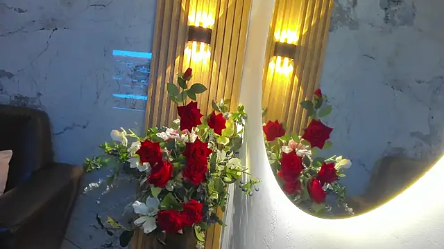 Nayla Monroee online show from 11-05-25, 12:52