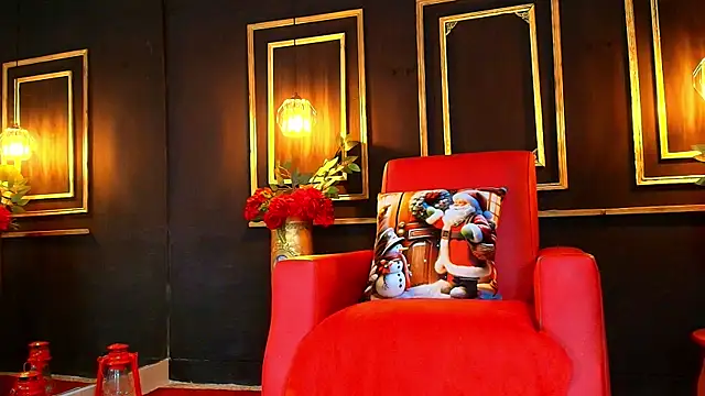 Nayla Monroee online show from 12-21-25, 04:52