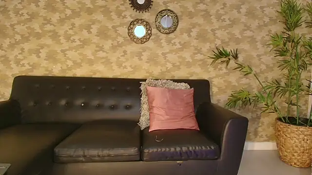 Nayla Monroee online show from 02-10-26, 07:35