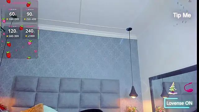 Snapshot of Luna_Bella3 chatting on 01-09-26, 11:17 Luna Bella3 online show from 01-09-26, 11:17