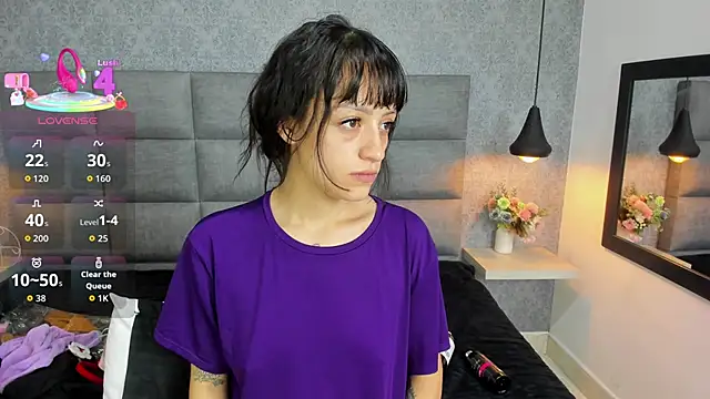 Snapshot of Luna_Bella3 chatting on 11-28-25, 10:59 Luna Bella3 online show from 11-28-25, 10:59