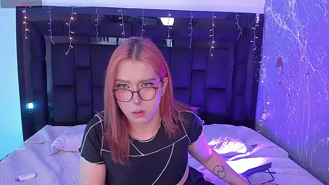 JanneBlossom  online show from 12-19-25, 09:50