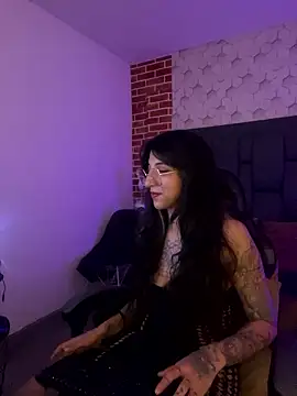 ghostwomaan online show from 01-17-26, 12:31