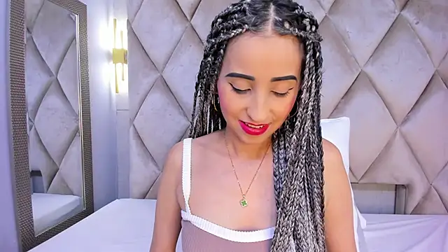 violett rabbit  online show from 12-05-25, 08:06