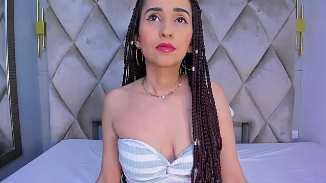 violett rabbit  online show from 03-25-26, 08:08