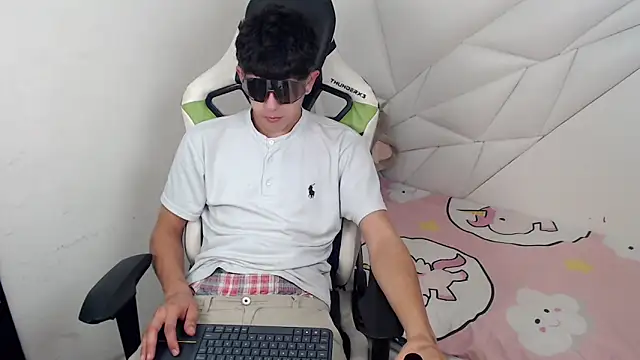 Cash G  online show from 11-30-25, 08:31