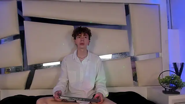 Genesis ask online show from 11-24-25, 04:12